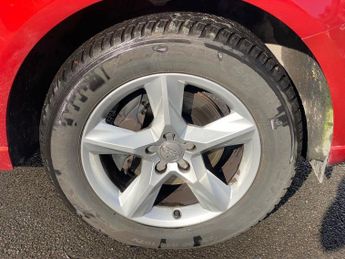 AUDI Q5 2.0 TDI SE SUV 5dr Diesel Manual quattro Euro 6 (s/s) (190 ps)