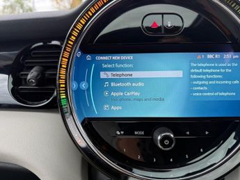 MINI Electric Hatch Cooper SE 32.6kWh Level 3 Hatchback 3dr Electric Auto (184 ps)