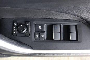 TOYOTA RAV4 2.5 VVT-h Design CVT 4WD Euro 6 (s/s) 5dr