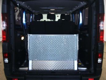 Vauxhall Vivaro 1.6 CDTi 2900 BiTurbo ecoFLEX Minibus 5dr Diesel Manual L2 H1 Eu