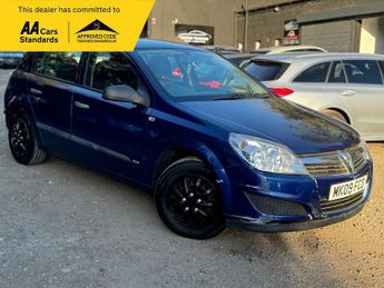 Vauxhall Astra 1.8i 16v Life Hatchback 5dr Petrol Automatic (187 g/km, 138 bhp)