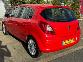 VAUXHALL CORSA 1.4 16V SE Hatchback 5dr Petrol Auto Euro 5 (100 ps)