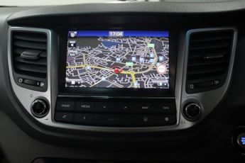 HYUNDAI TUCSON 2.0 CRDi Premium SE SUV 5dr Diesel Auto 4WD Euro 6 (185 ps)