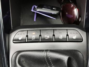 KIA STONIC 1.0 T-GDi 4 SUV 5dr Petrol Manual Euro 6 (s/s) (118 bhp)