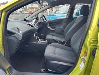 FORD FIESTA 1.4 Zetec Hatchback 5dr Petrol Automatic (154 g/km, 94 bhp)