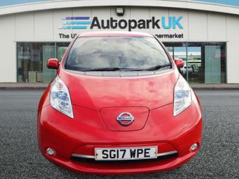 NISSAN LEAF 30kWh Tekna Hatchback 5dr Electric Auto (109 bhp)