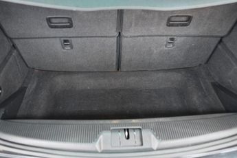 VOLKSWAGEN SHARAN 2.0 TDI BlueMotion Tech SEL MPV 5dr Diesel DSG Euro 5 (s/s) (140