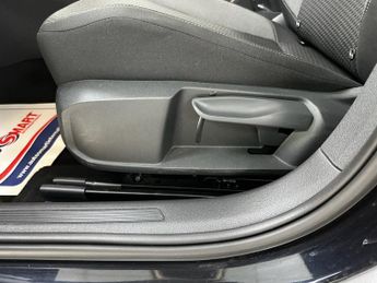 VOLKSWAGEN POLO 1.0 TSI Life Hatchback 5dr Petrol Manual Euro 6 (s/s) (95 ps)