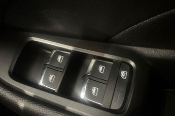 MG MG 5 61.1kWh Exclusive Long Range Estate 5dr Electric Auto (156 ps) H