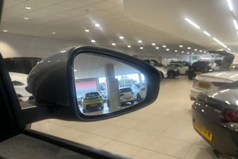 MG MG 5 61.1kWh Exclusive Long Range Estate 5dr Electric Auto (156 ps) A