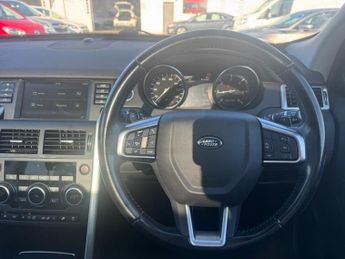 LAND ROVER DISCOVERY SPORT 2.0 TD4 HSE SUV 5dr Diesel Auto 4WD Euro 6 (s/s) (180 ps)