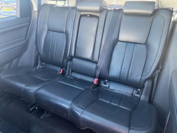 LAND ROVER DISCOVERY SPORT 2.0 TD4 HSE SUV 5dr Diesel Auto 4WD Euro 6 (s/s) (180 ps)