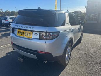 LAND ROVER DISCOVERY SPORT 2.0 TD4 HSE SUV 5dr Diesel Auto 4WD Euro 6 (s/s) (180 ps)