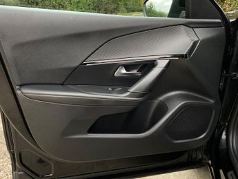 PEUGEOT E-2008 50kWh GT SUV 5dr Electric Auto (136 ps)