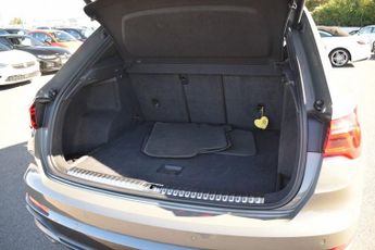 AUDI Q3 1.5 TFSI CoD 35 Vorsprung SUV 5dr Petrol S Tronic Euro 6 (s/s) (