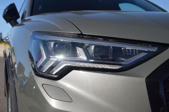 AUDI Q3 1.5 TFSI CoD 35 Vorsprung SUV 5dr Petrol S Tronic Euro 6 (s/s) (