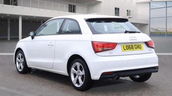 AUDI A1 1.0 TFSI Sport Hatchback 3dr Petrol S Tronic Euro 6 (s/s) (Nav) 