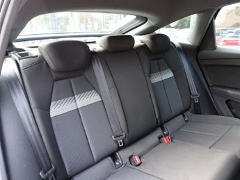 AUDI Q4 E-TRON 35 Sport Sportback 5dr Electric Auto 55kWh (170 ps)