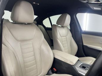 BMW 3 SERIES 3.0 330d M Sport Saloon 4dr Diesel Auto Euro 6 (s/s) (265 ps)