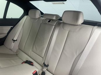 BMW 3 SERIES 2.0 320d M Sport Shadow Edition Saloon 4dr Diesel Auto xDrive Eu