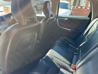 VOLVO XC60 2.4 D5 SE Lux Nav SUV 5dr Diesel Auto AWD Euro 6 (s/s) (220 ps)