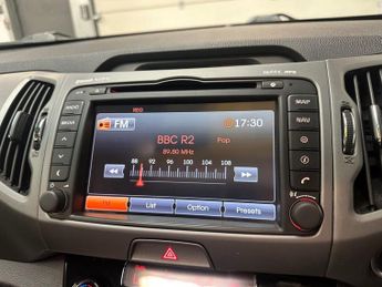 KIA SPORTAGE 2.0 CRDi KX-4 SUV 5dr Diesel Auto AWD Euro 5 (181 bhp)