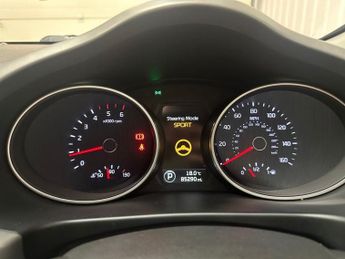 KIA SPORTAGE 2.0 CRDi KX-4 SUV 5dr Diesel Auto AWD Euro 5 (181 bhp)