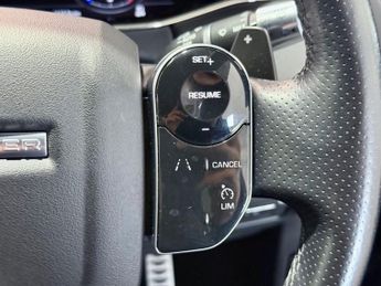 LAND ROVER RANGE ROVER EVOQUE 2.0 D150 R-Dynamic SE SUV 5dr Diesel Auto 4WD Euro 6 (s/s) (150 