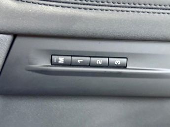 LAND ROVER RANGE ROVER EVOQUE 2.0 D150 R-Dynamic SE SUV 5dr Diesel Auto 4WD Euro 6 (s/s) (150 