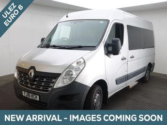 Renault Master MWB M/R 5 Seat Wheelchair Accessible Disabled Access Vehicle WAV