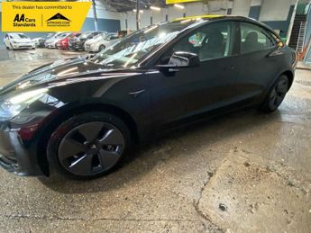 TESLA Model 3 Standard Range Plus Saloon 4dr Electric Auto RWD (241 bhp)