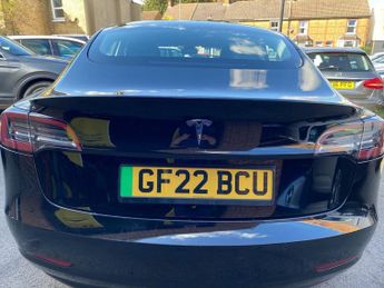 TESLA Model 3 Standard Range Plus Saloon 4dr Electric Auto RWD (241 bhp)