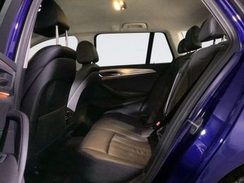 BMW 5 SERIES 2.0 520d SE Touring 5dr Diesel Auto xDrive Euro 6 (s/s) (190 ps)