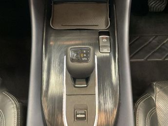 NISSAN QASHQAI 1.3 DIG-T MHEV Tekna+ SUV 5dr Petrol Hybrid XTRON Euro 6 (s/s) (