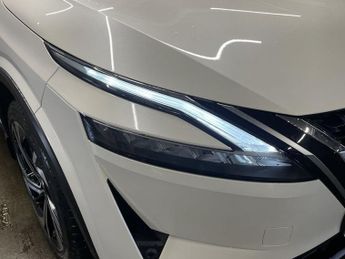 NISSAN QASHQAI 1.3 DIG-T MHEV Tekna+ SUV 5dr Petrol Hybrid XTRON Euro 6 (s/s) (