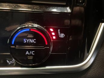 NISSAN QASHQAI 1.3 DIG-T MHEV Tekna+ SUV 5dr Petrol Hybrid XTRON Euro 6 (s/s) (