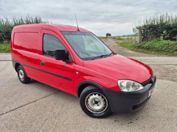 Vauxhall Combo 1.3 CDTi 1700 16v Panel Van 3dr Diesel Manual (134 g/km, 69 bhp)