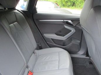 AUDI A3 1.5 TFSI 35 S line Sportback 5dr Petrol S Tronic Euro 6 (s/s) (1