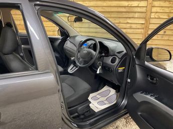HYUNDAI I10 1.2 Active Hatchback 5dr Petrol Auto Euro 5 (85 bhp)