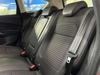 FORD KUGA 1.5 TDCi Titanium SUV 5dr Diesel Powershift Euro 6 (s/s) (120 ps
