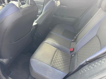 TOYOTA C-HR 1.8 VVT-h Dynamic SUV 5dr Petrol Hybrid CVT Euro 6 (s/s) 