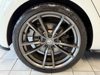VOLKSWAGEN GOLF 2.0 TSI BlueMotion Tech R Hatchback 5dr Petrol DSG 4Motion Euro 