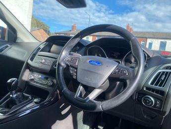 FORD FOCUS 1.5 TDCi Titanium Hatchback 5dr Diesel Manual Euro 6 (s/s) (120 