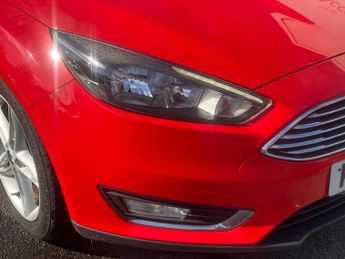 FORD FOCUS 1.5 TDCi Titanium Hatchback 5dr Diesel Manual Euro 6 (s/s) (120 
