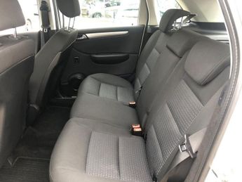 MERCEDES-BENZ B-CLASS 2.0 B200 CDI SE MPV 5dr Diesel CVT (159 g/km, 140 bhp)