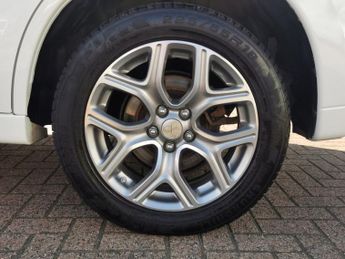 MITSUBISHI OUTLANDER 2.0h 12kWh GX4h SUV 5dr Petrol Plug-in Hybrid CVT 4WD Euro 5 (s/