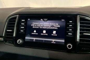 SKODA KAROQ 1.5 TSI ACT SE SUV 5dr Petrol DSG Euro 6 (s/s) (150 ps) 1 Owner 