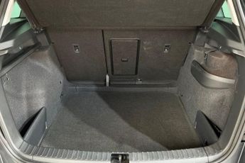 SKODA KAROQ 1.5 TSI ACT SE SUV 5dr Petrol DSG Euro 6 (s/s) (150 ps) 1 Owner