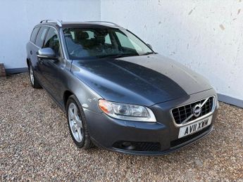 Volvo V70 2.0 D3 SE Lux Estate 5dr Diesel Manual Euro 5 (s/s) (163 ps)