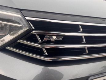 VOLKSWAGEN PASSAT 2.0 TDI R-Line Saloon 4dr Diesel DSG Euro 6 (s/s) (150 ps)